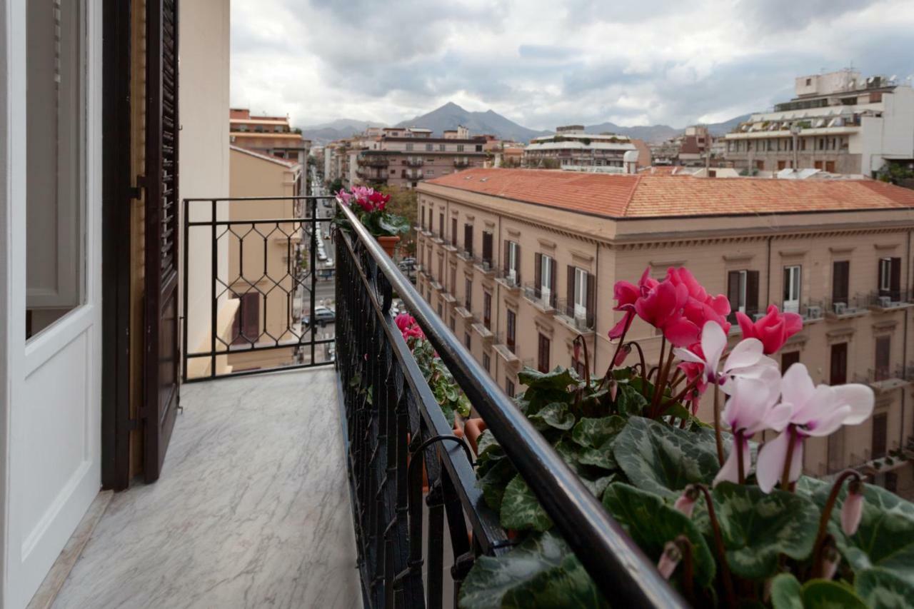 Luxury Apartment * Immo'S House* Palermo Exterior photo